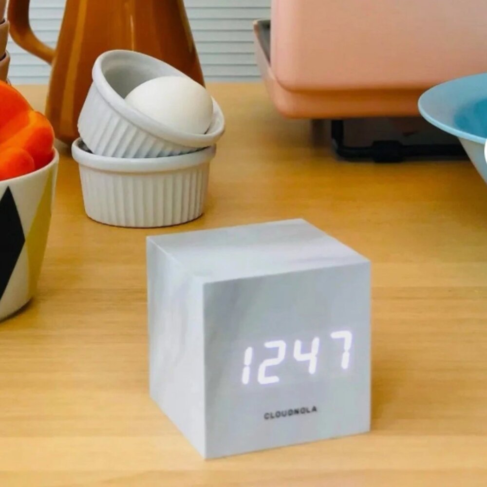 Cloudnola Block Clock